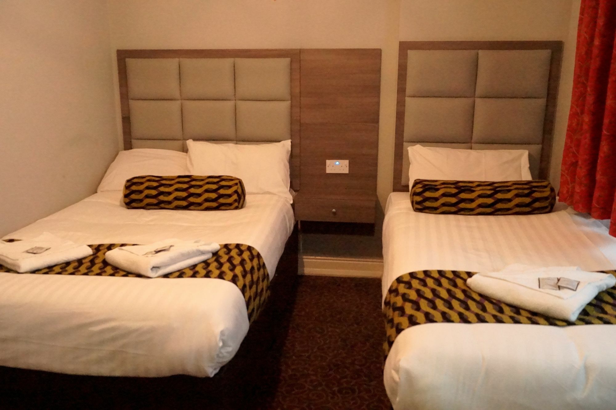 Euro Hotel Λονδίνο Εξωτερικό φωτογραφία